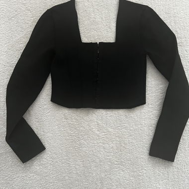 Black Cropped Top