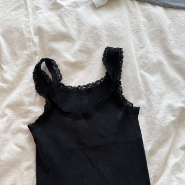 Brandy Melville Top