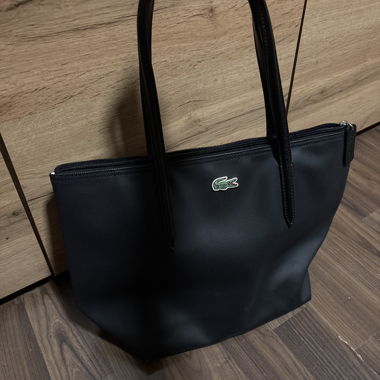 Lacoste schwarze Handtasche