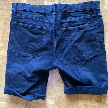 Pantaloncini di jeans neri