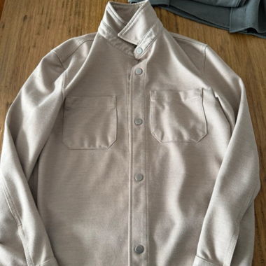 ZARA Hemdjacke beige Grösse S