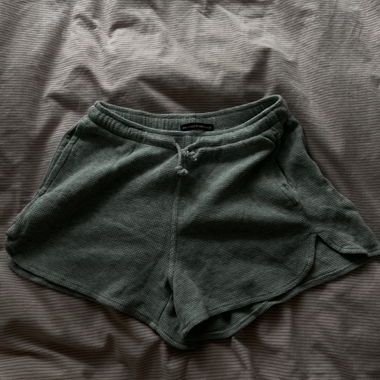 Brandy Melville short shorts