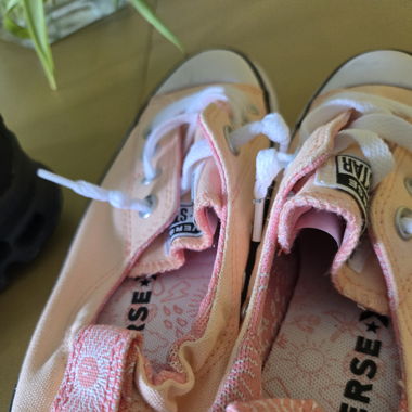 Converse