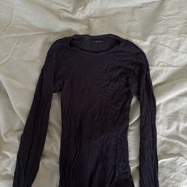 Schwarzer langärmeliger transparenter Body