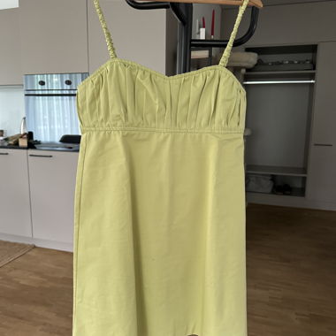 Kleid / Mango / L