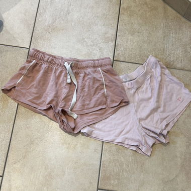 2 pink shorts set
