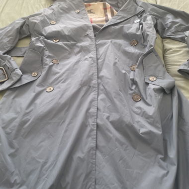 Trench Burberry azzurro chiaro