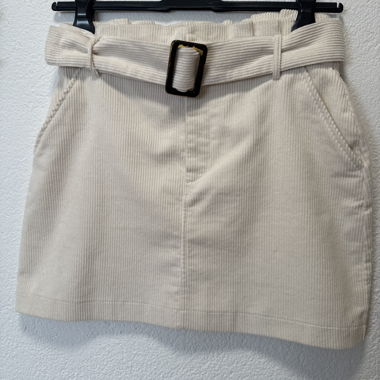 Jupe en velours côtelé avec ceinture