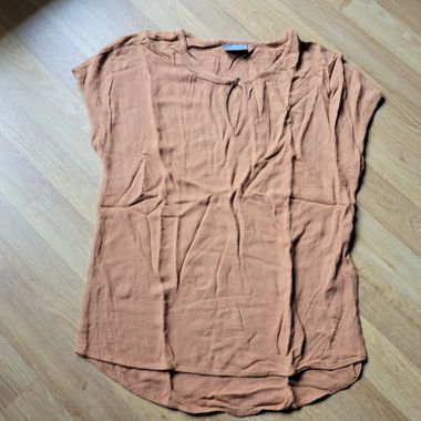 Blusa a maniche corte