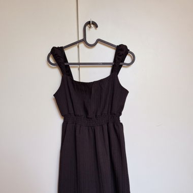 Robe noire d'été 