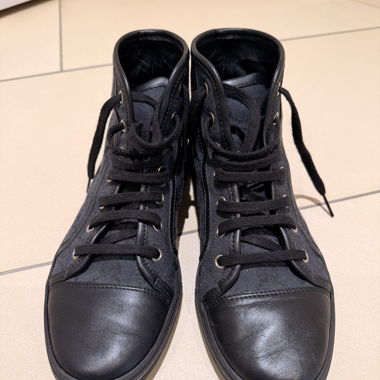Baskets en cuir Gucci taille 37