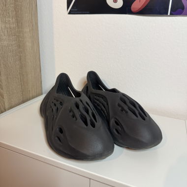 Yeezy Foam Runner