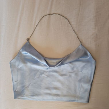Blaues Top