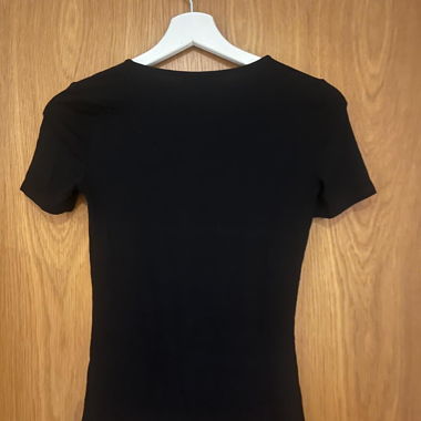 Schwarzes AMISU V‑Neck T‑Shirt XS