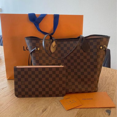 Louis Vuitton Neverfull MM