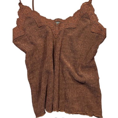 Brown top in a vintage look