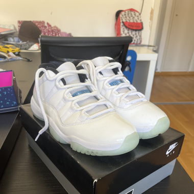 Air jordan 11 Low “Legend Blue” 