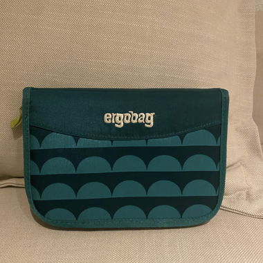 Trousse scolaire