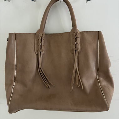 Borsa vintage in camoscio beige con frange