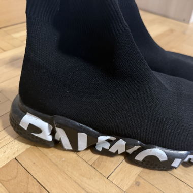 BALENCIAGA 