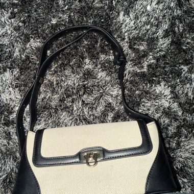 Borsa a tracolla beige e nera