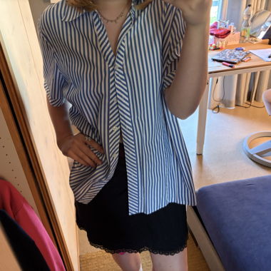 Chemise courte à rayures