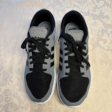 Adidas Sneaker Grau/Schwarz