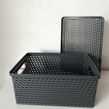 Panier avec couvercle