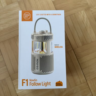 Altoparlante da campeggio wireless con lanterna