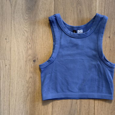blaues Tanktop