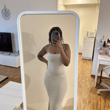 Robe longue moulante grise