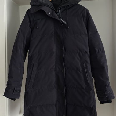 Canada Goose Daunenmantel mit Fellkapuze M