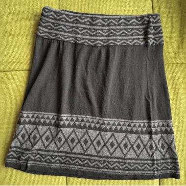 knitted black and grey tribal pattern skirt