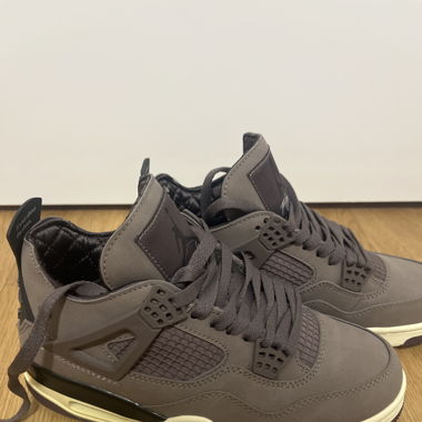 Jordan 4 Retro „Violet Ore“ – neu – Grösse 38