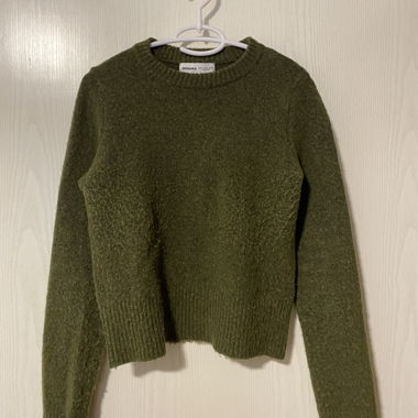 Maglione lavorato a maglia Bershka verde oliva