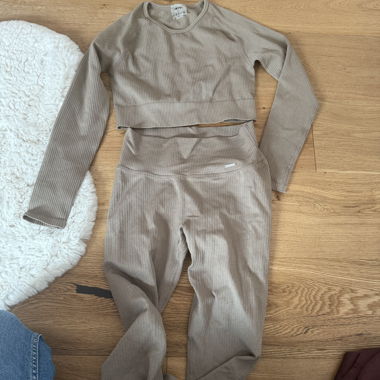 Ensemble côtelé taupe