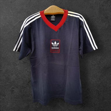Vintage Adidas T-Shirt (M)