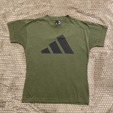 Sports shirt