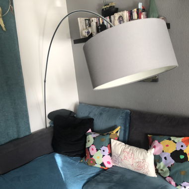 Lampada con paralumi grigi in acciaio inox, prezzo d'acquisto 189 CHF