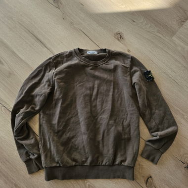 Stone-Island-Pullover braun