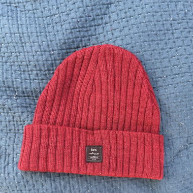 Bonnet bordeaux 