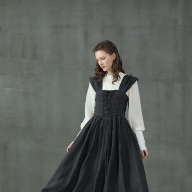 Kleid aus leinen