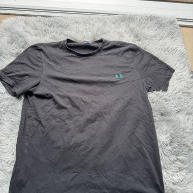 Schwarzes Fred Perry T-Shirt