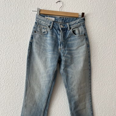 Jeans taille basse effet jaune - Zara