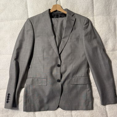 Graues WE Sakko Ultra Slim Fit Gr. 46 & Hose