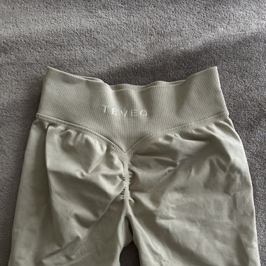 Teveo statement shorts
