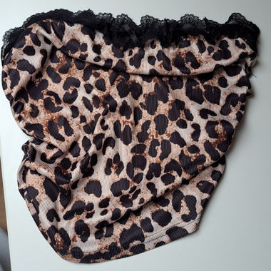 Leo crop top