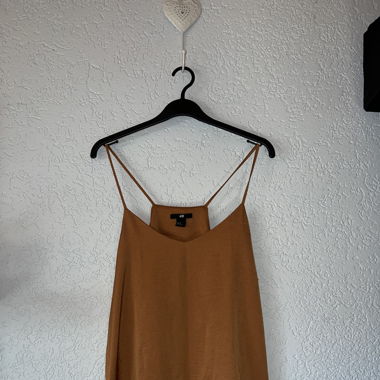 Top brun 
