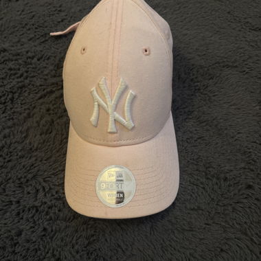 NY Cap rosa