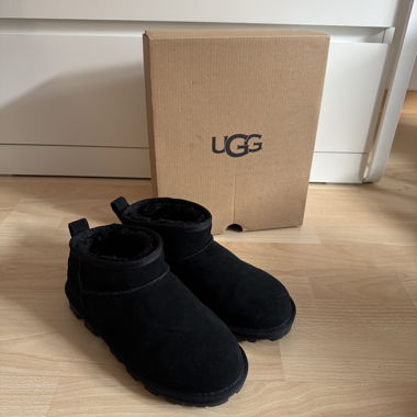 Black UGG Winter Boots 37